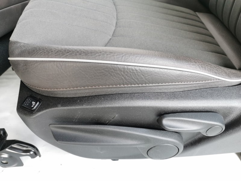 Recambio de juego asientos completo para fiat 500 x (334) urban referencia OEM IAM PIEL/CUERONEGRO  