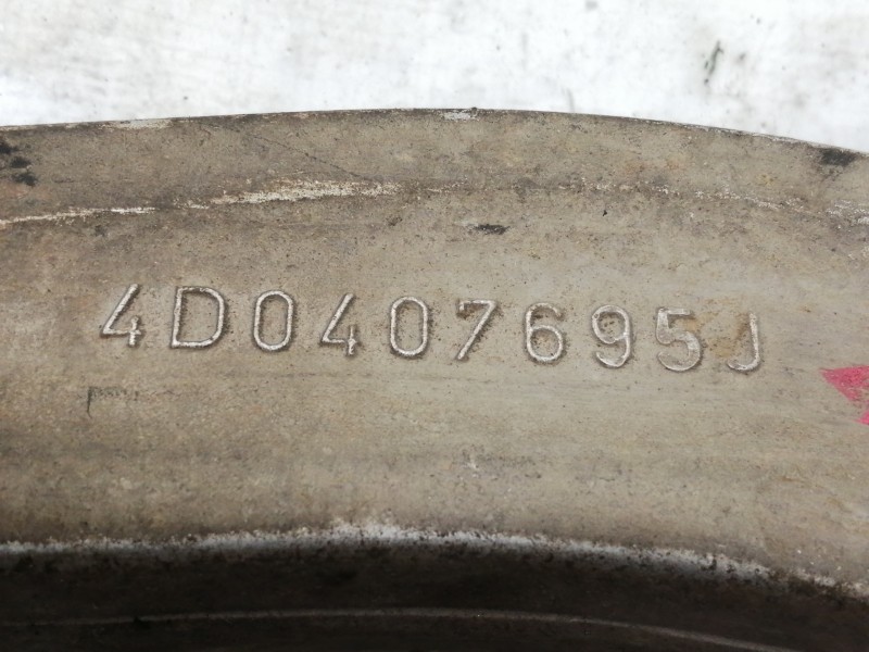 Recambio de brazo suspension inferior delantero izquierdo para volkswagen passat berlina (3b2) comfortline referencia OEM IAM 4D