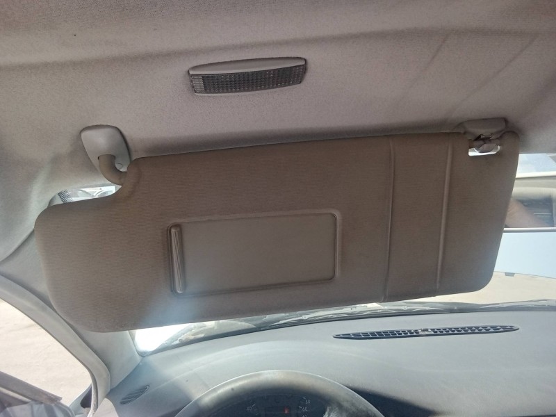 Recambio de parasol izquierdo para volkswagen passat berlina (3b2) comfortline referencia OEM IAM 3B0857551  