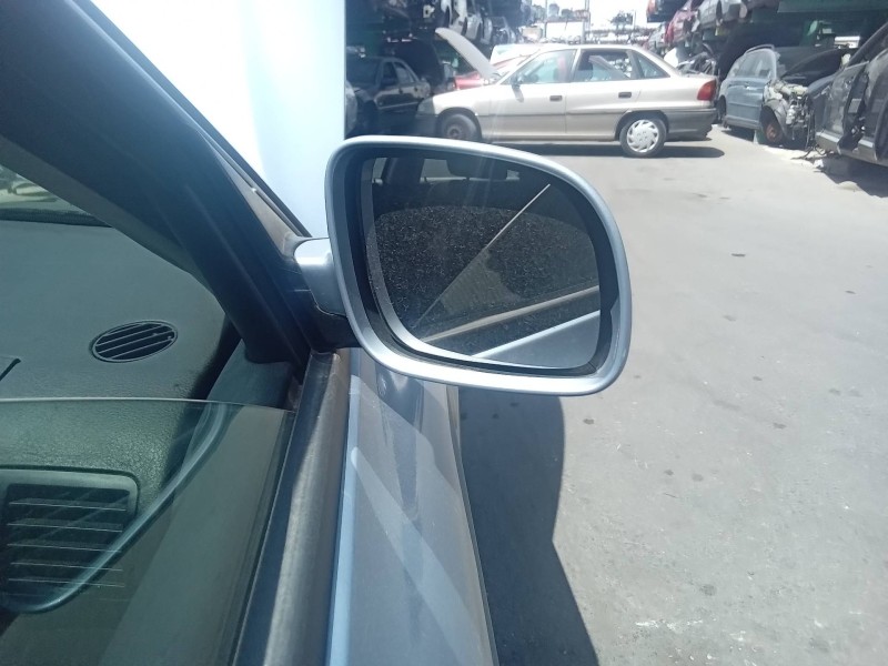Recambio de retrovisor derecho para volkswagen passat berlina (3b2) comfortline referencia OEM IAM   ELECTRICO