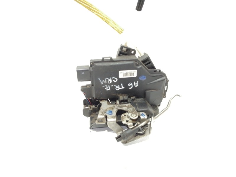 Recambio de cerradura puerta trasera izquierda para audi a6 berlina (4b2) 1.9 tdi referencia OEM IAM 4B0839015G  