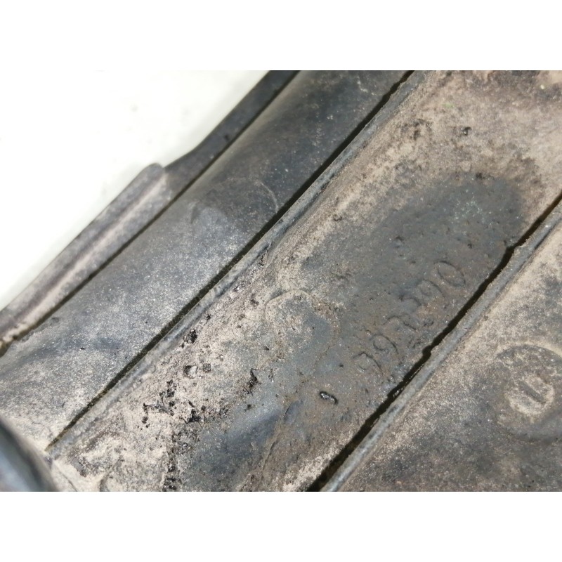 Recambio de colector admision para citroën berlingo xtr 1,6 hdi 92 referencia OEM IAM 993390  