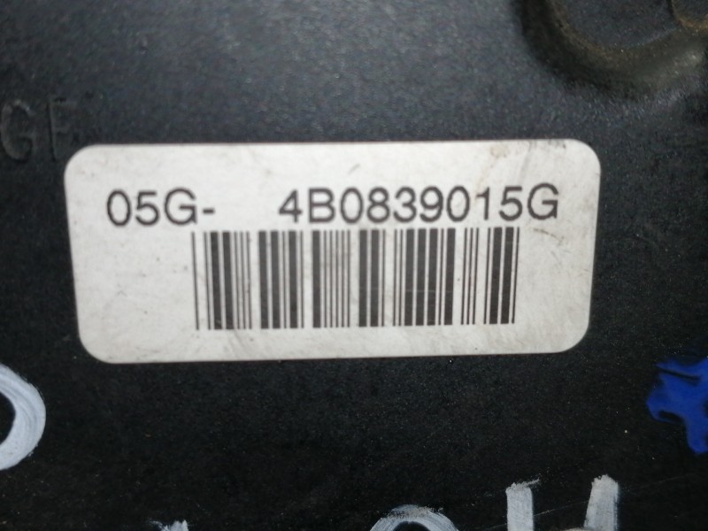 Recambio de cerradura puerta trasera izquierda para audi a6 berlina (4b2) 1.9 tdi referencia OEM IAM 4B0839015G  