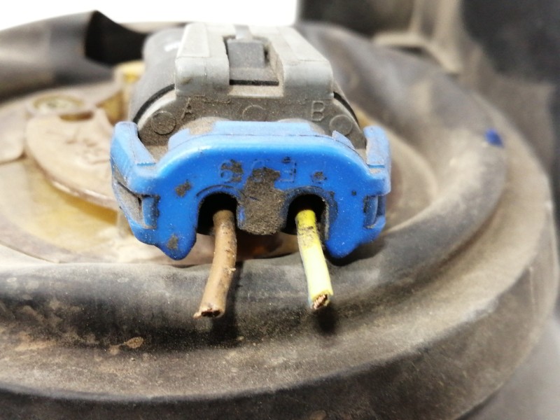 Recambio de faro derecho para bmw serie 3 compacto (e36) 316i referencia OEM IAM 14761400R 14761400R 