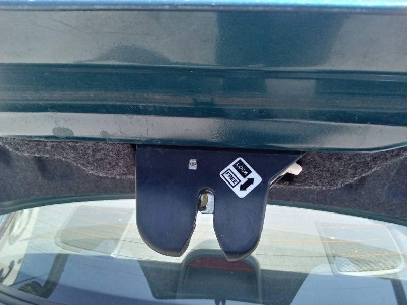 Recambio de cerradura maletero / porton para mitsubishi galant berlina (ea0) 2500 v6 24v referencia OEM IAM   