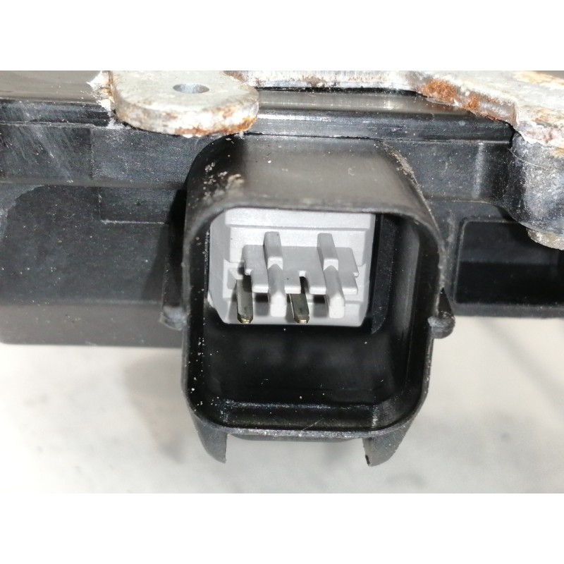 Recambio de cerradura puerta trasera derecha para mitsubishi galant berlina (ea0) 2500 v6 24v referencia OEM IAM MR349317 101528