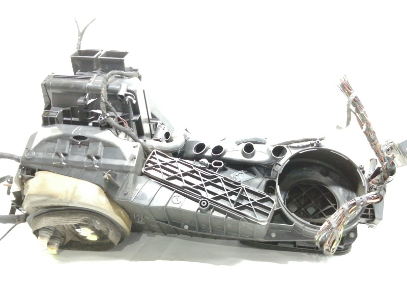 Recambio de calefaccion entera normal para volkswagen passat berlina (3c2) advance referencia OEM IAM 3C1820003AN  