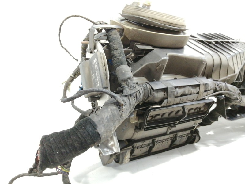 Recambio de calefaccion entera normal para volkswagen passat berlina (3c2) advance referencia OEM IAM 3C1820003AN  