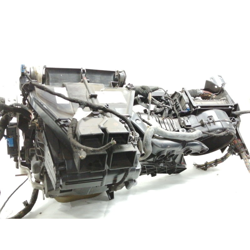 Recambio de calefaccion entera normal para volkswagen passat berlina (3c2) advance referencia OEM IAM 3C1820003AN  