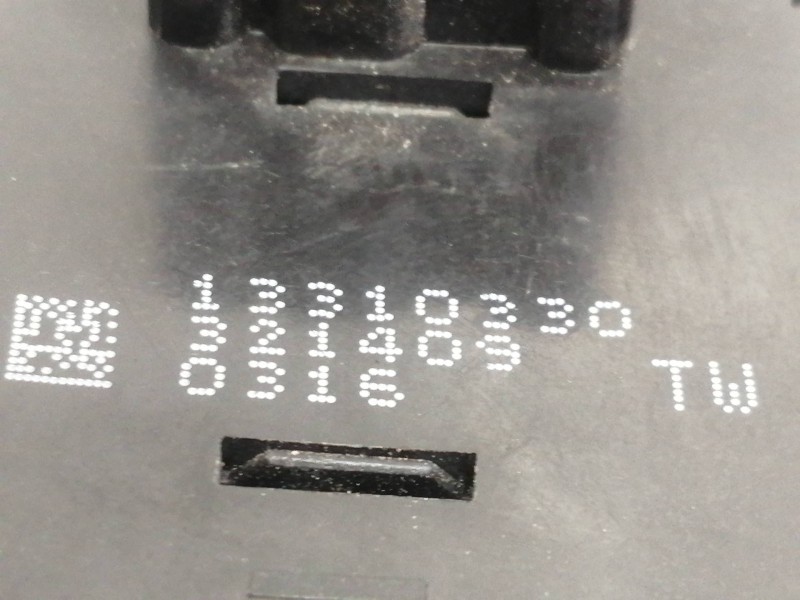 Recambio de mando luces para opel corsa d corsavan referencia OEM IAM 13310330  