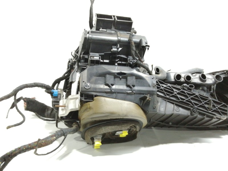 Recambio de calefaccion entera normal para volkswagen passat berlina (3c2) advance referencia OEM IAM 3C1820003AN  