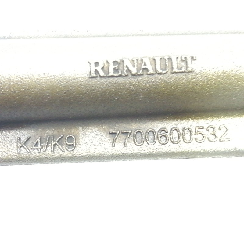 Recambio de bomba aceite para nissan tiida (c11x/sc11x) acenta referencia OEM IAM 7700600532  