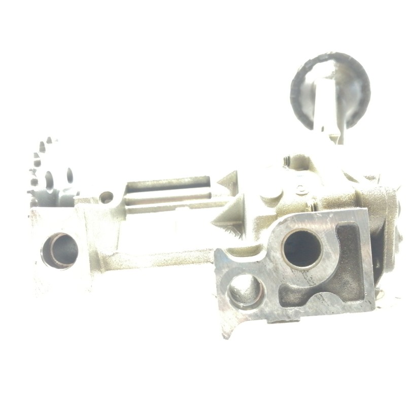 Recambio de bomba aceite para nissan tiida (c11x/sc11x) acenta referencia OEM IAM 7700600532  