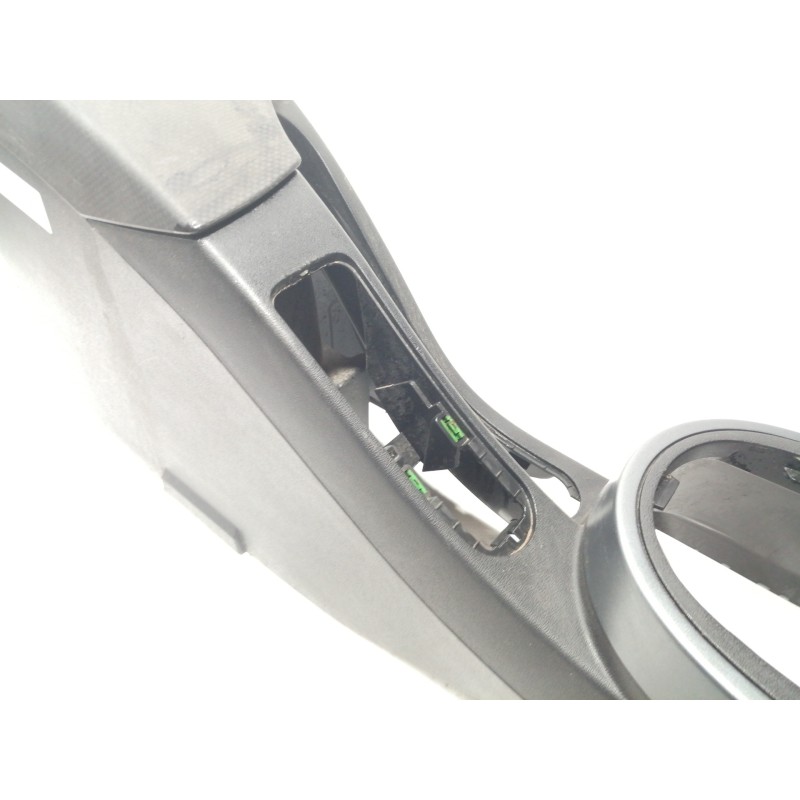 Recambio de apoyabrazos central para seat toledo (5p2) reference referencia OEM IAM 5P0864251B  