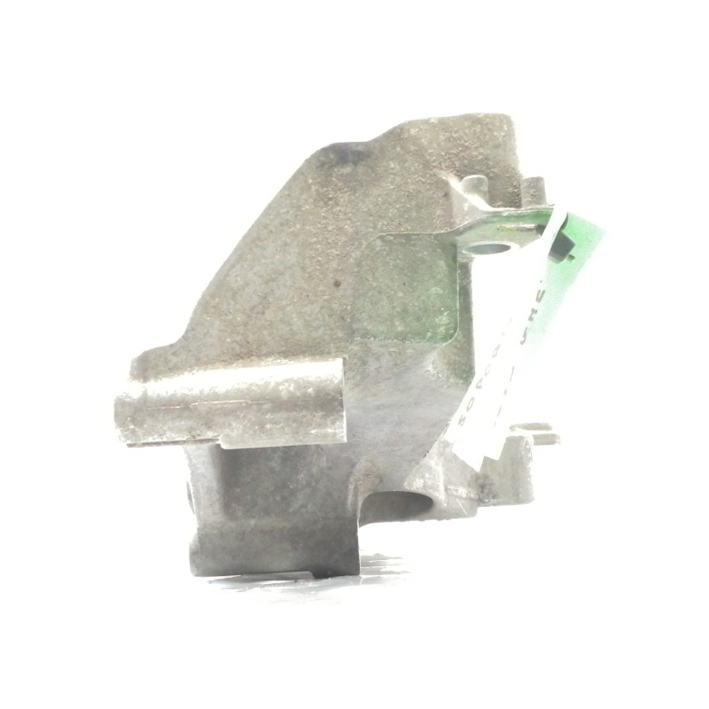 Recambio de soporte alternador para nissan tiida (c11x/sc11x) acenta referencia OEM IAM 8200669494  