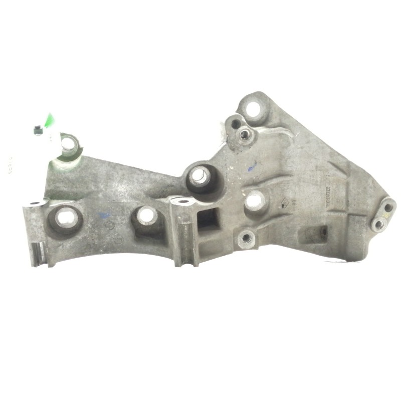 Recambio de soporte alternador para nissan tiida (c11x/sc11x) acenta referencia OEM IAM 8200669494  