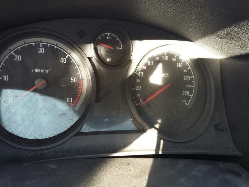 Recambio de cuadro instrumentos para opel astra h berlina elegance referencia OEM IAM 13216693 A2C53024902C 