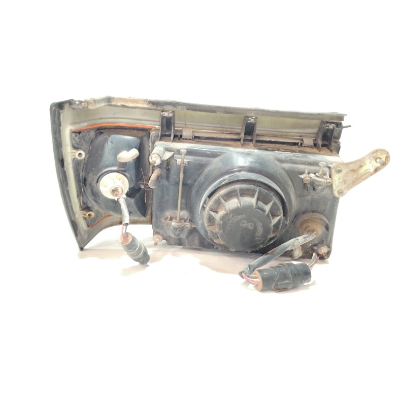 Recambio de faro izquierdo para ssangyong family referencia OEM IAM   