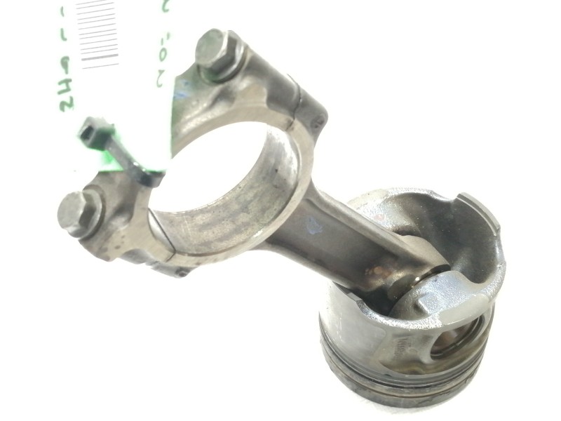 Recambio de piston para nissan tiida (c11x/sc11x) acenta referencia OEM IAM AE01060711B  