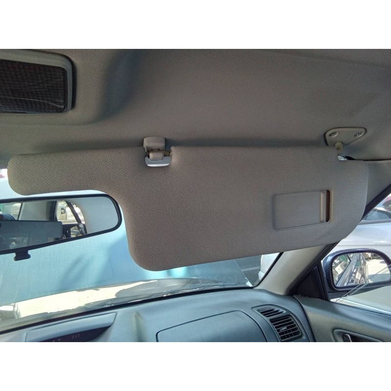 Recambio de parasol derecho para mitsubishi galant berlina (ea0) 2500 v6 24v referencia OEM IAM   