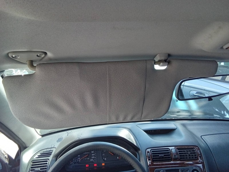 Recambio de parasol izquierdo para mitsubishi galant berlina (ea0) 2500 v6 24v referencia OEM IAM   