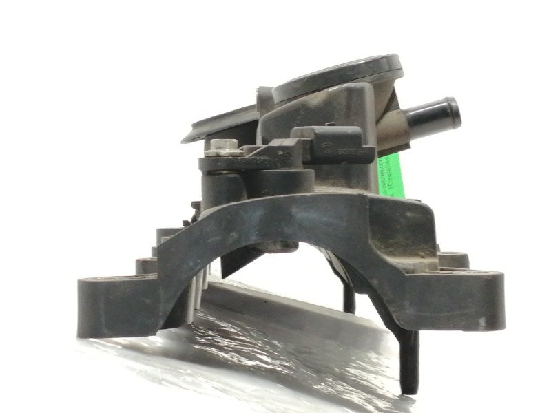 Recambio de tapa balancines para nissan tiida (c11x/sc11x) acenta referencia OEM IAM 8200756123  