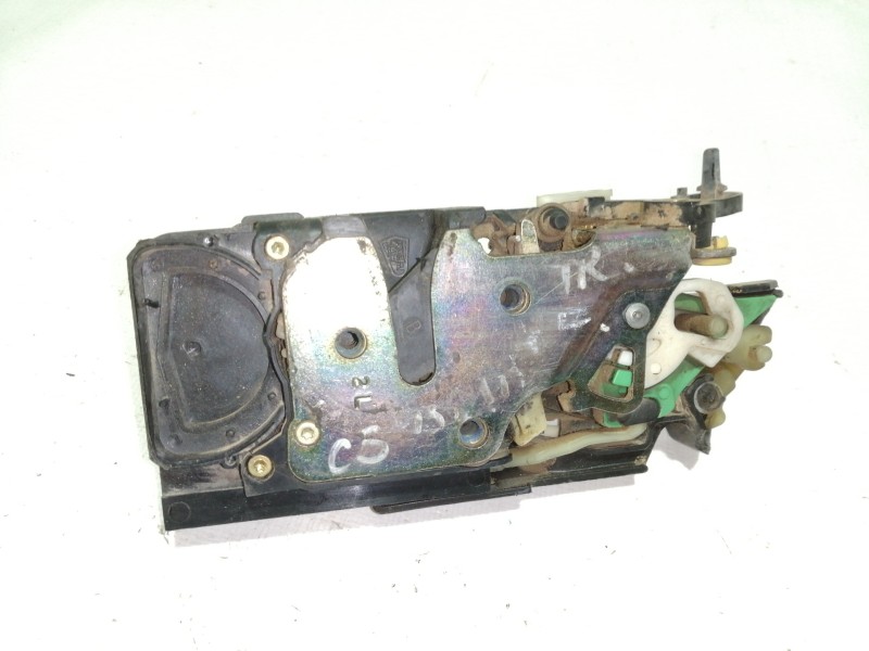 Recambio de cerradura puerta trasera izquierda para opel frontera b limited referencia OEM IAM 8265009 8265009 