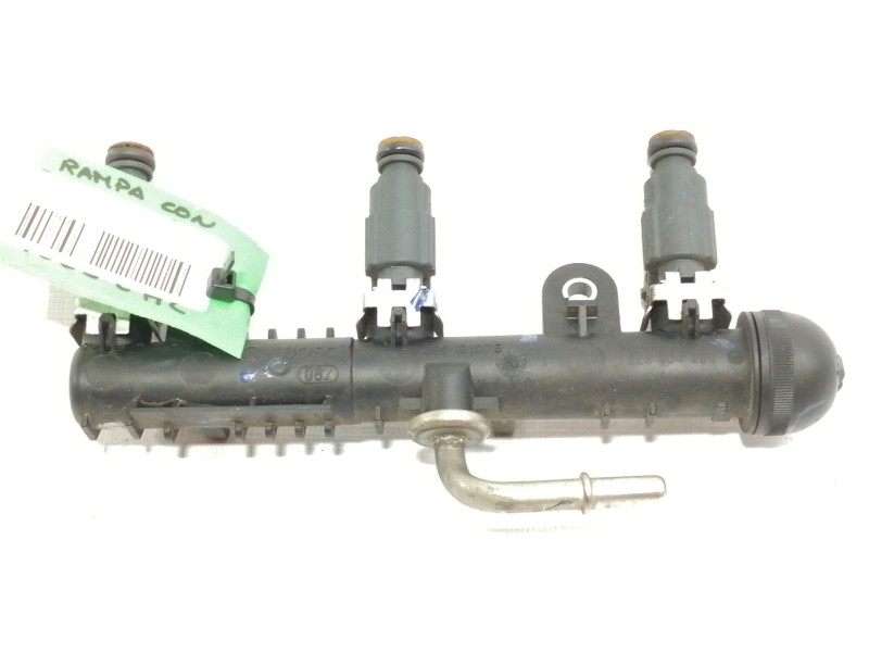 Recambio de rampa inyectora para opel corsa c comfort referencia OEM IAM 0280151075  