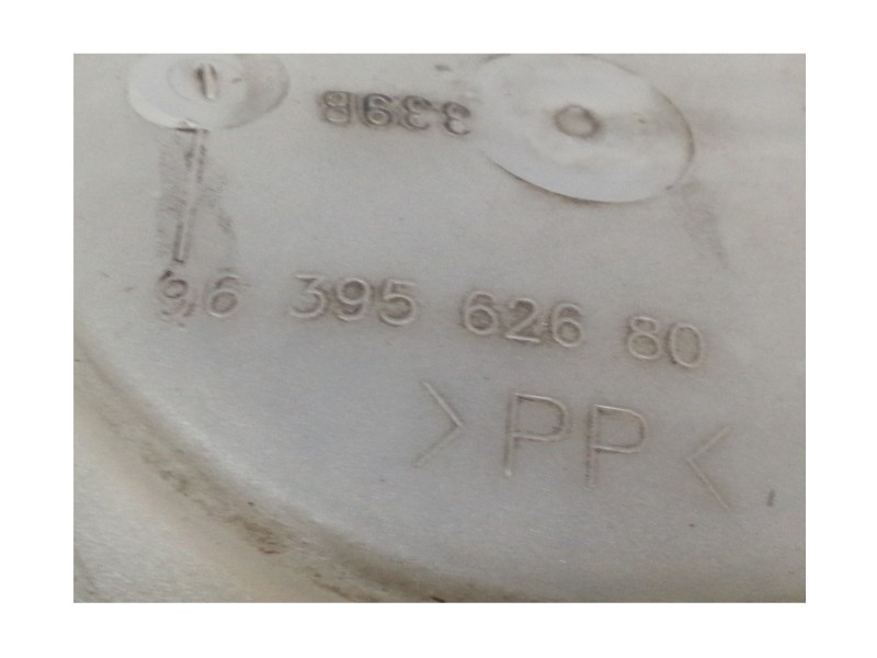 Recambio de deposito expansion para citroën c3 1.1 vivace referencia OEM IAM 9639562680  