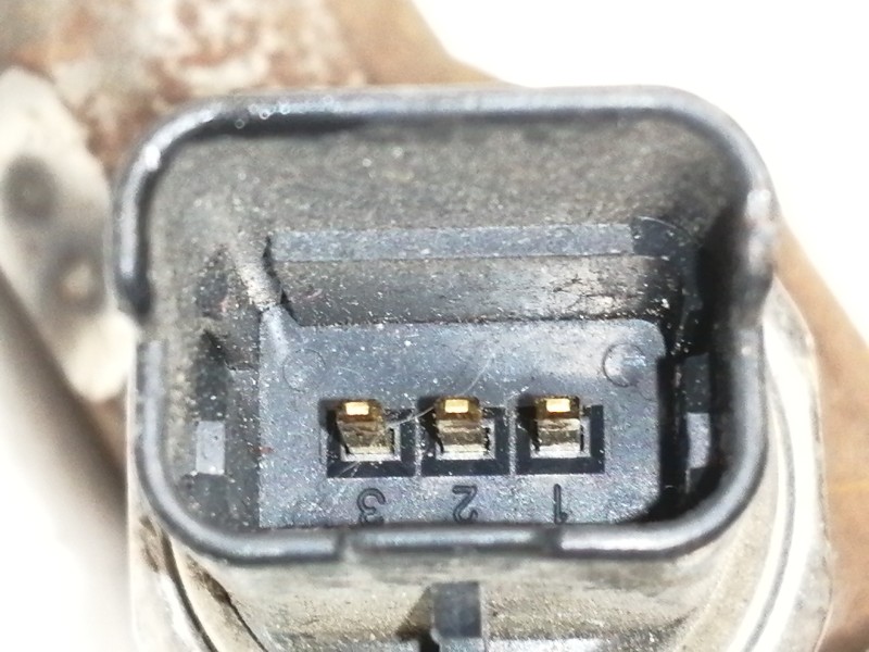 Recambio de rampa inyectora para nissan tiida (c11x/sc11x) acenta referencia OEM IAM 8200815617  