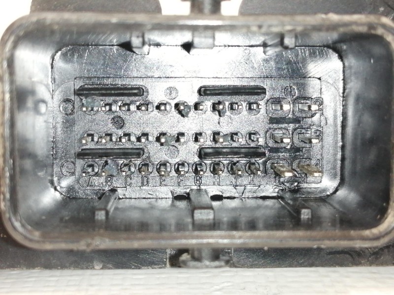 Recambio de centralita motor uce para peugeot 206 berlina x-line referencia OEM IAM R04080030D  