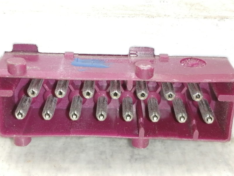 Recambio de modulo electronico para bmw serie 5 berlina (e39) 525td referencia OEM IAM 61354146046 05393140 