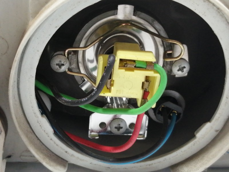 Recambio de faro izquierdo para daewoo lanos cool referencia OEM IAM 2221104L  