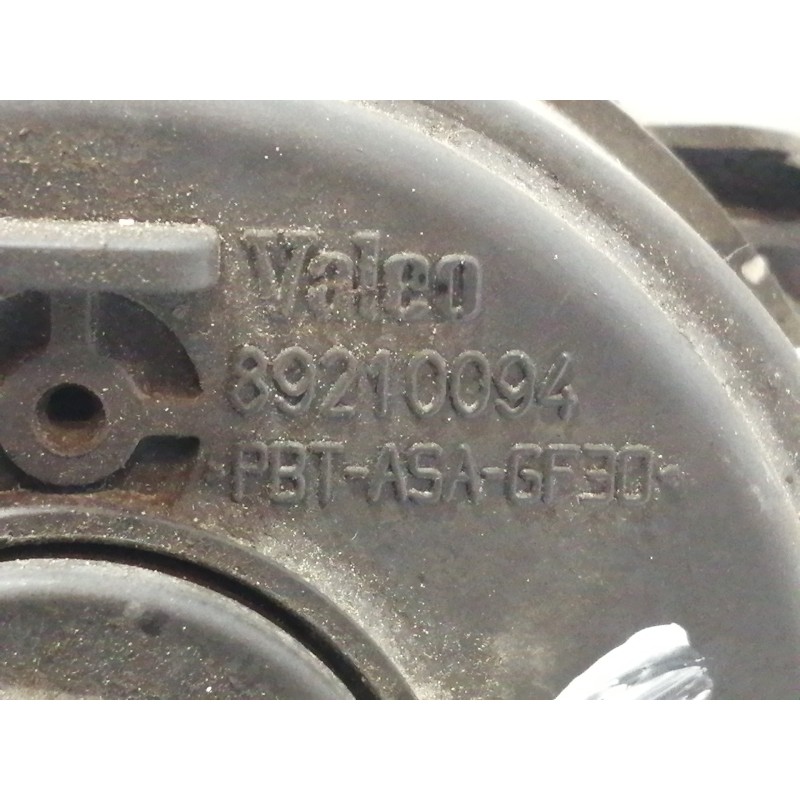 Recambio de faro antiniebla izquierdo para ford c-max titanium referencia OEM IAM 2N1115201AB  