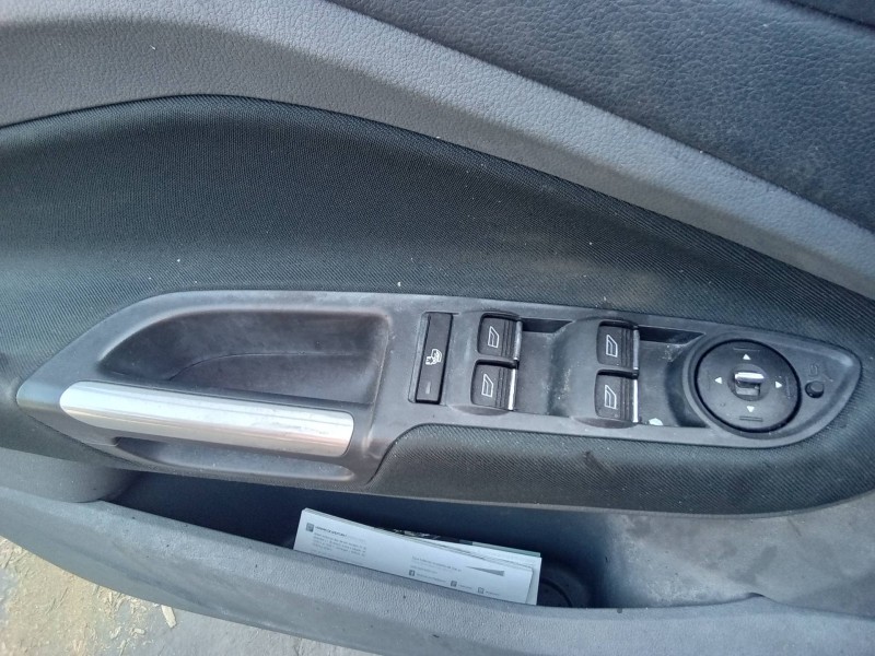 Recambio de mando elevalunas delantero izquierdo para ford c-max titanium referencia OEM IAM AM5T14A132DB 10020920 3S010020920