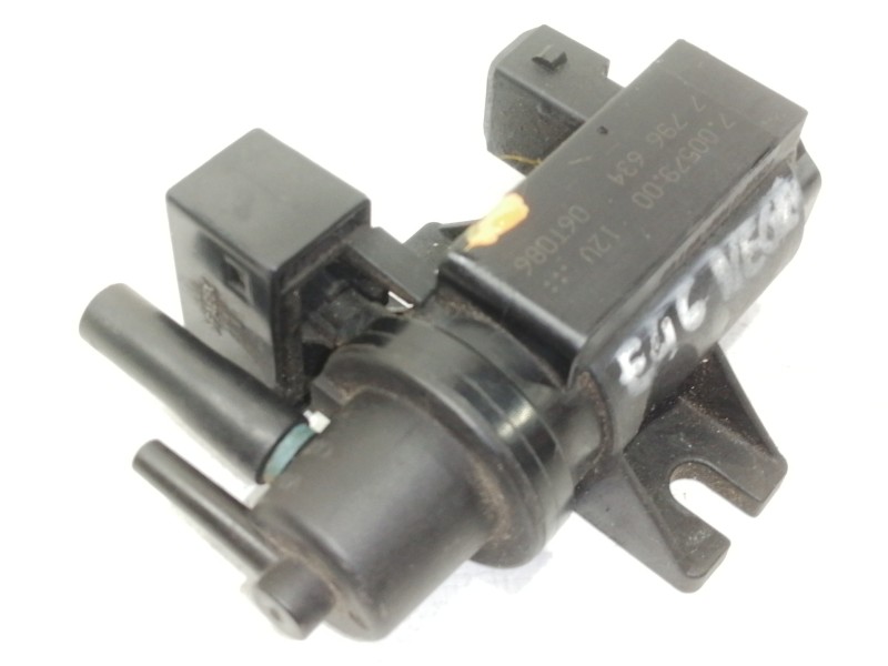 Recambio de valvula aire adicional para bmw serie 3 berlina (e46) 320d referencia OEM IAM 70057900  