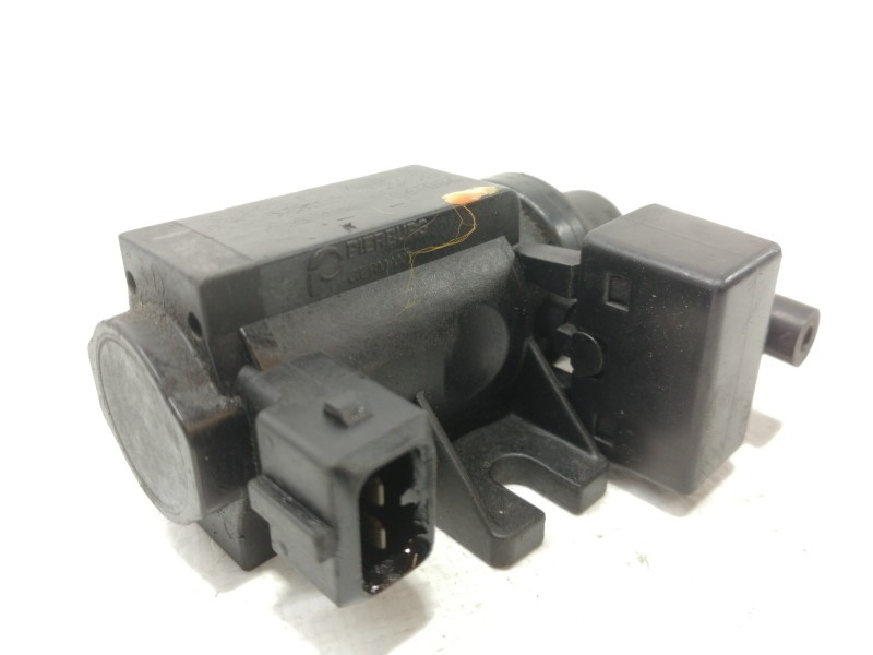 Recambio de valvula aire adicional para bmw serie 3 berlina (e46) 320d referencia OEM IAM 70057900  