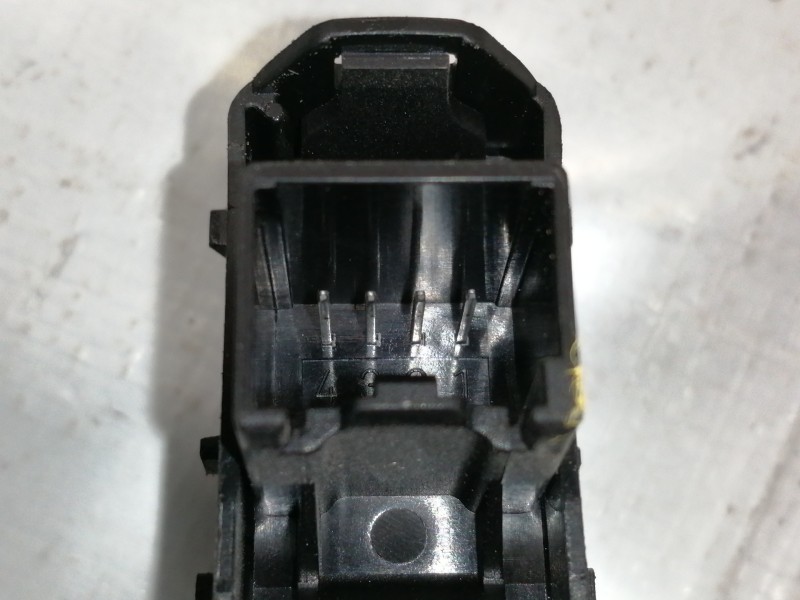 Recambio de mando elevalunas trasero derecho para ford c-max titanium referencia OEM IAM AM5T14529AA 10006521 10042219
