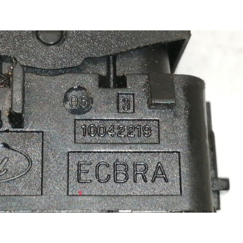 Recambio de mando elevalunas trasero derecho para ford c-max titanium referencia OEM IAM AM5T14529AA 10006521 10042219