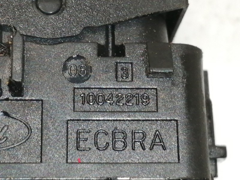 Recambio de mando elevalunas trasero derecho para ford c-max titanium referencia OEM IAM AM5T14529AA 10006521 10042219