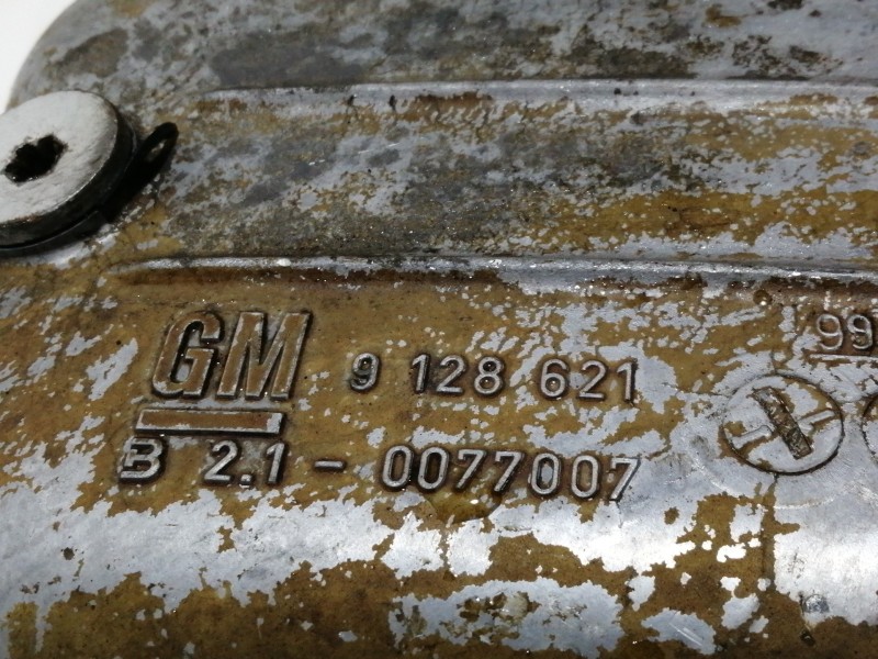 Recambio de carter para opel corsa b edition 2000 referencia OEM IAM 9128621  