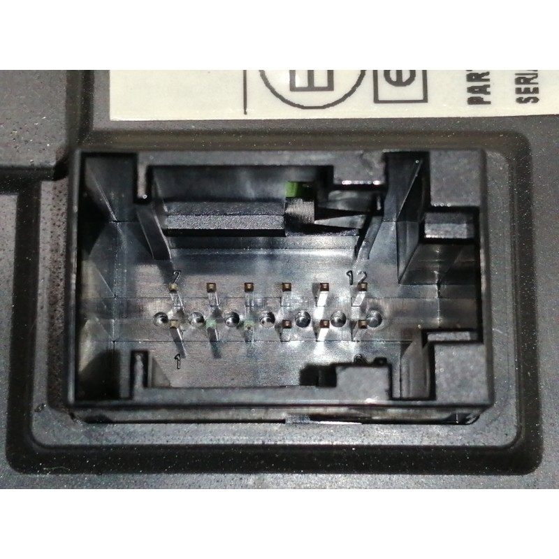 Recambio de pantalla multifuncion para ford c-max titanium referencia OEM IAM AM5T18B955BD VP8A6F10A855D 