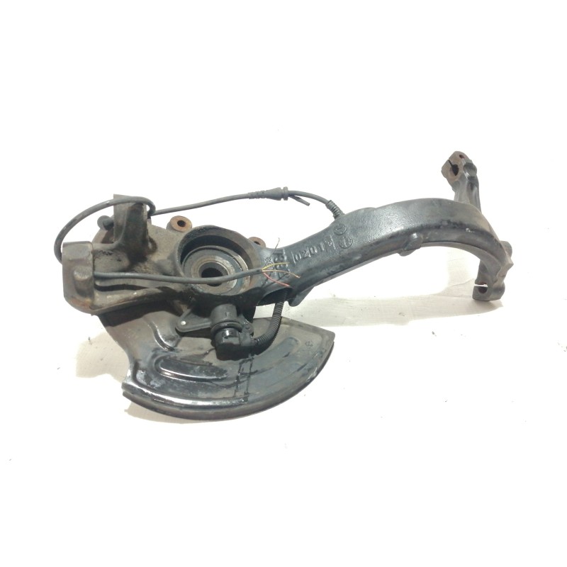 Recambio de mangueta delantera izquierda para volkswagen passat berlina (3b3) comfortline referencia OEM IAM 8D0407257  