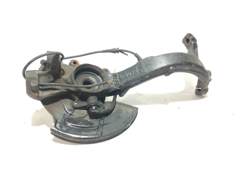 Recambio de mangueta delantera izquierda para volkswagen passat berlina (3b3) comfortline referencia OEM IAM 8D0407257  