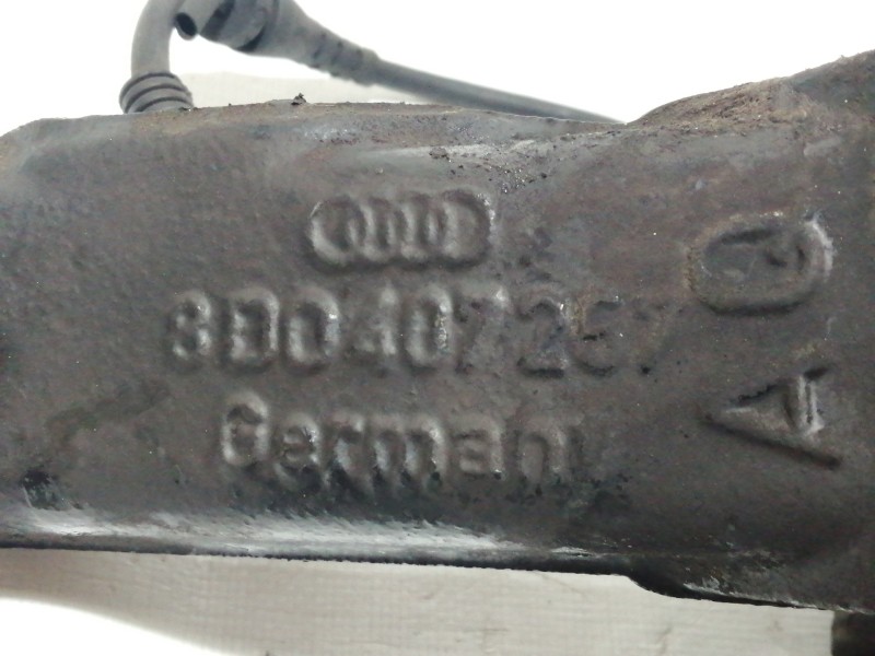 Recambio de mangueta delantera izquierda para volkswagen passat berlina (3b3) comfortline referencia OEM IAM 8D0407257  