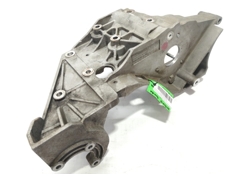 Recambio de soporte bomba inyeccion para chrysler voyager (rg) 2.5 crd executive referencia OEM IAM 90512909G  