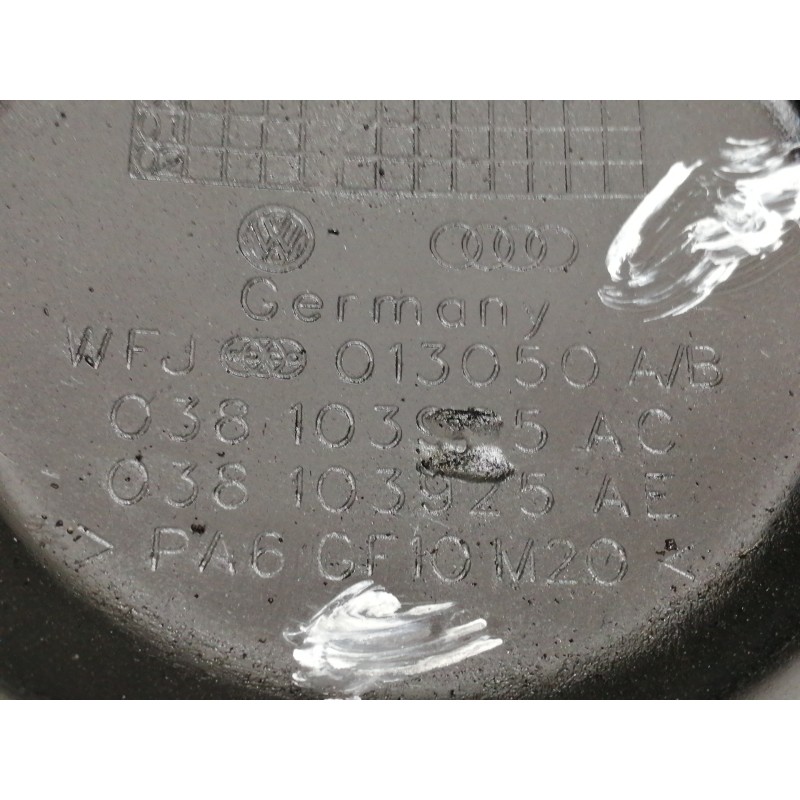 Recambio de tapa motor para volkswagen passat berlina (3b2) comfortline referencia OEM IAM 038103925AE  