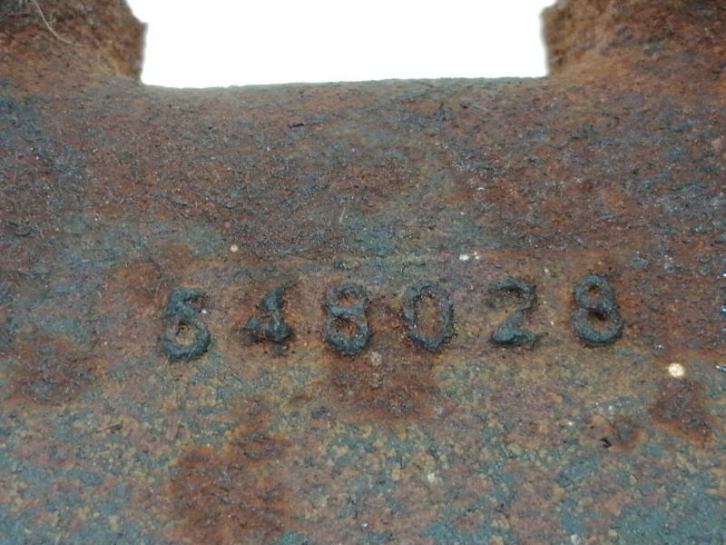 Recambio de colector escape para citroën c4 berlina lx referencia OEM IAM 648028  