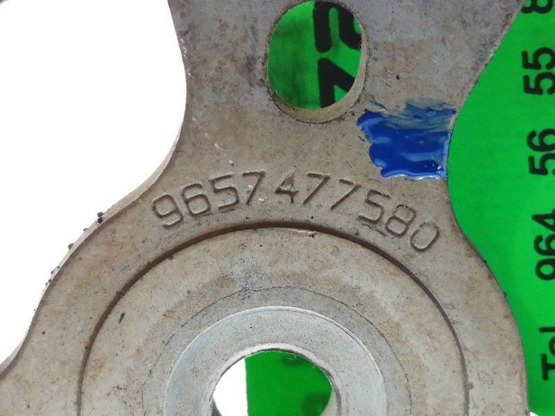 Recambio de polea bomba inyectora para citroën c4 berlina lx referencia OEM IAM 9636947780  