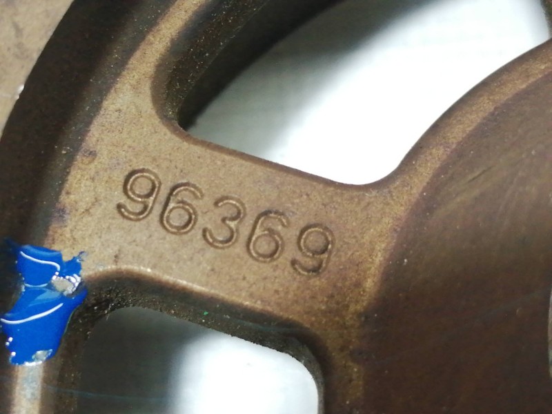 Recambio de polea arbol levas para citroën c4 berlina lx referencia OEM IAM 9657477580  